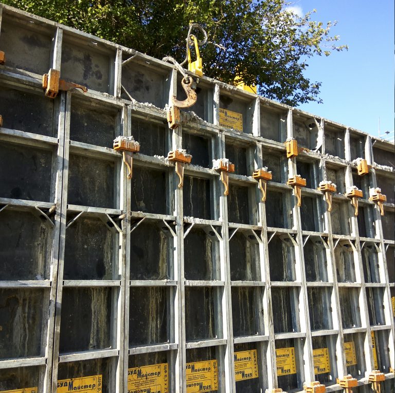 Дрібнощитова опалубка